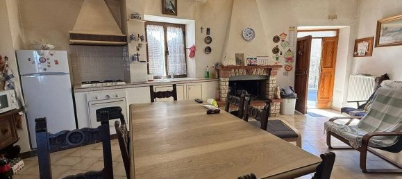 3 bedrooms Apartment in Alviano, Italy No. 283759 5