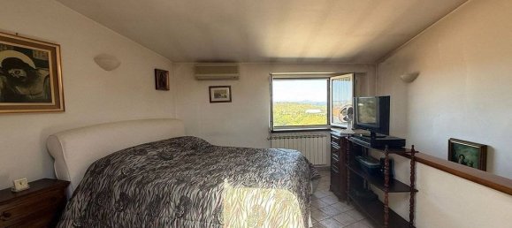 3 bedrooms Apartment in Alviano, Italy No. 283759 7