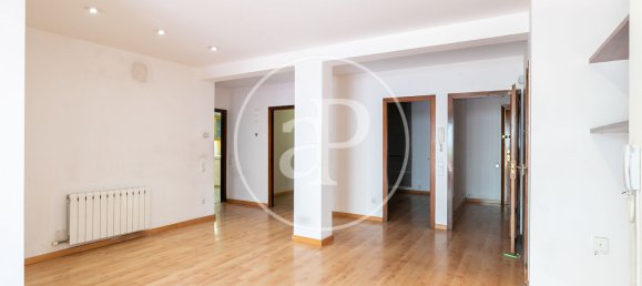 Квартира с 3 спальнями в Эшампле, Испания № 26483 6