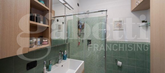 3 rooms Apartment in Monza, Italy No. 32914 14