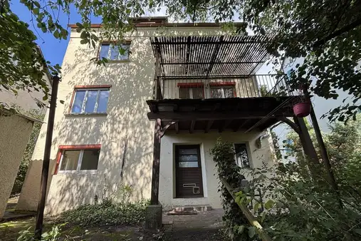 5 rooms House in Esslingen, Germany No. 234298