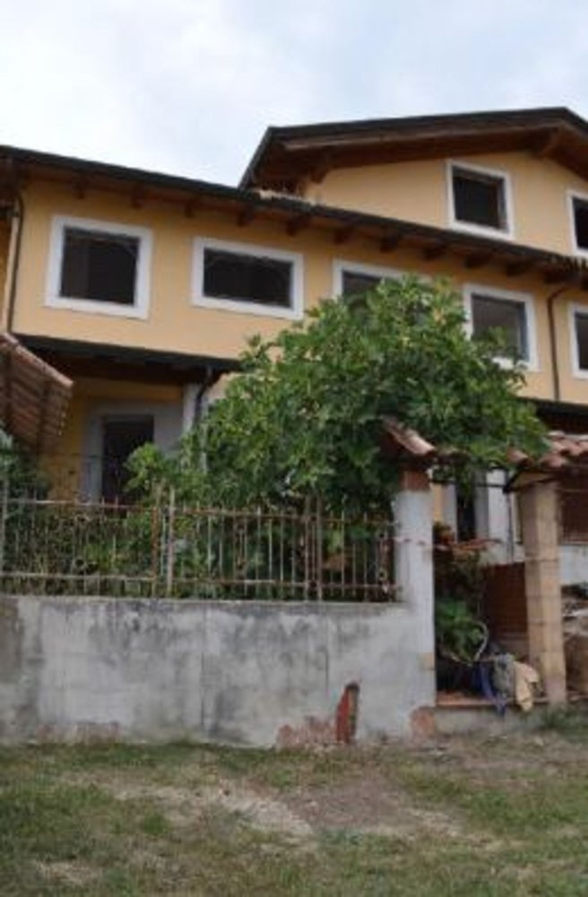 Casa de 6 divisões em Magione, Italy N.º 49948