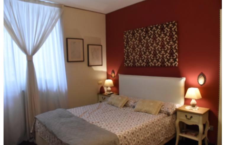 4غرفة شقة في Bari, Italy رقم 252454