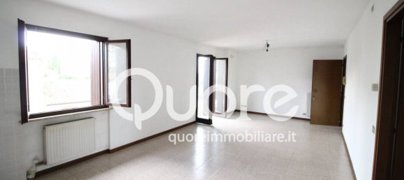 4 bedrooms Apartment in Udine, Italy No. 326371 10
