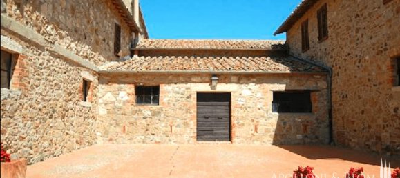 Дом с 8 спальнями в Пьенца, Италия № 57810 18