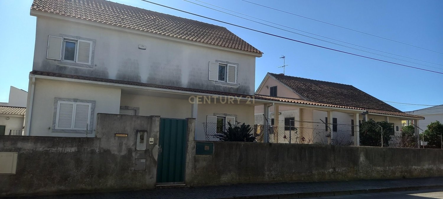 3 bedrooms Villa in Seixal, Portugal No. 113254