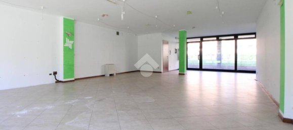  عقار تجاري في Curno, Italy 105متر مربع رقم 377130 8