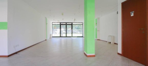  عقار تجاري في Curno, Italy 105متر مربع رقم 377130 11