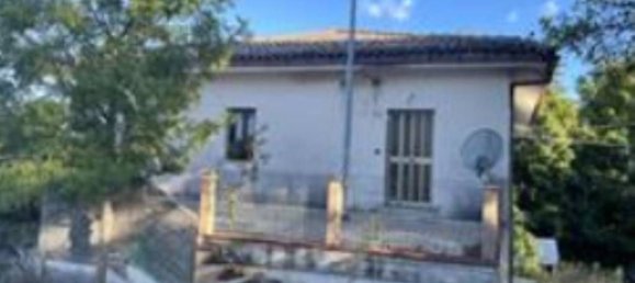 عقار تجاري في Urbino, Italy 183متر مربع رقم 286599 4