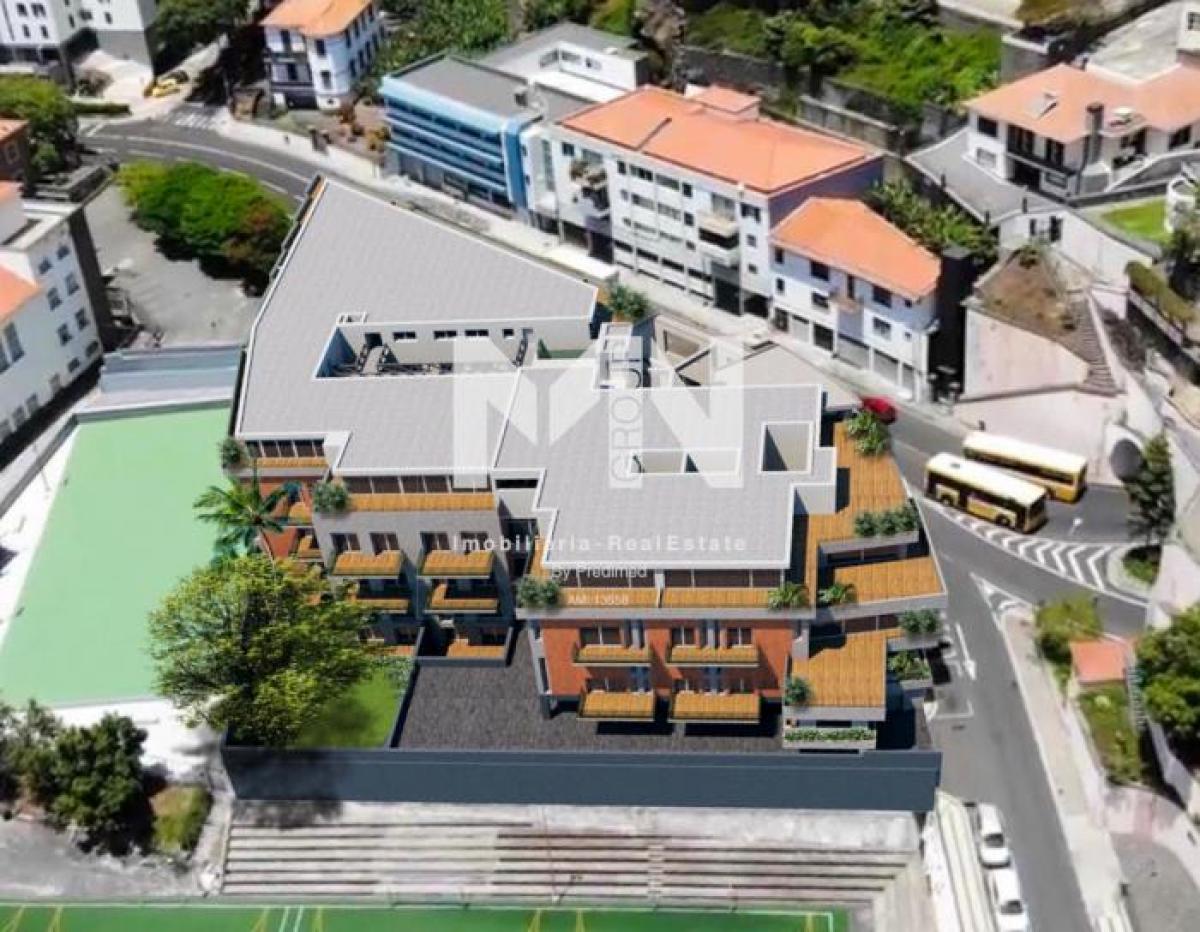 4 bedrooms Apartment in Funchal, Portugal No. 611