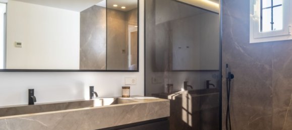 Adosado de 4 dormitorios en Marbella, Spain No. 100548 15