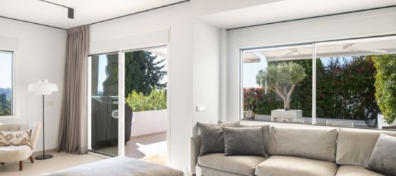 Adosado de 4 dormitorios en Marbella, Spain No. 100548 7