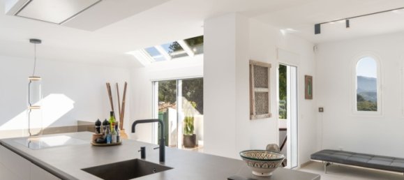 Adosado de 4 dormitorios en Marbella, Spain No. 100548 8