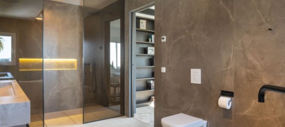 Adosado de 4 dormitorios en Marbella, Spain No. 100548 31