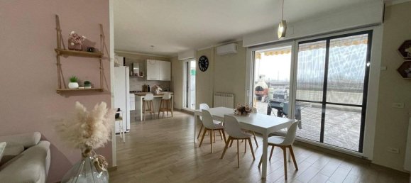 4غرفة شقة في Crescentino, Italy رقم 137352 5