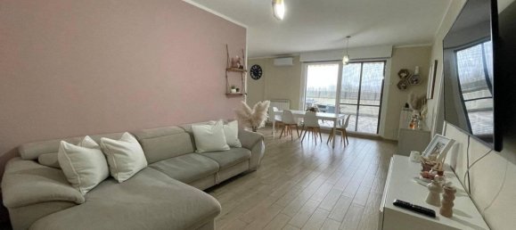 4غرفة شقة في Crescentino, Italy رقم 137352 2