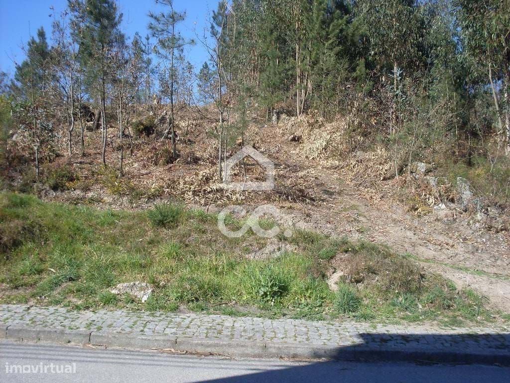 Земельный участок 5090м² в Гимарайнш, Португалия № 231905