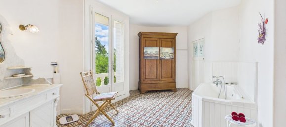 3 bedrooms House in Occitanie, France No. 290817 8