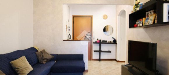 2 rooms Apartment in Trieste, Italy No. 329403 9