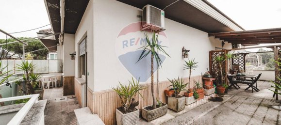 3 rooms Penthouse in Rome, Italy No. 28154 9