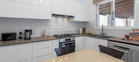 Дом с 3 спальнями в Тала, Кипр № 6523 8