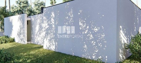 1320m² Land in Viana do Castelo, Portugal No. 39235 11