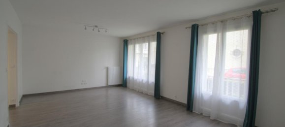 Apartamento de 2 dormitorios en Orleans, France No. 243183 2
