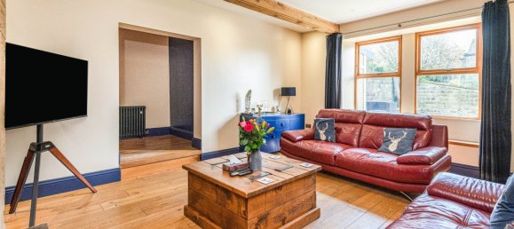 3 bedrooms House in Kirklees, United Kingdom No. 1794 3