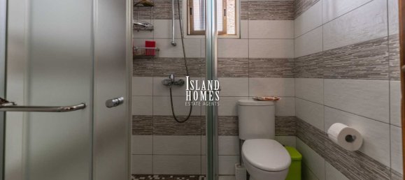 Дом с 3 спальнями в Паралимни, Кипр № 23970 16