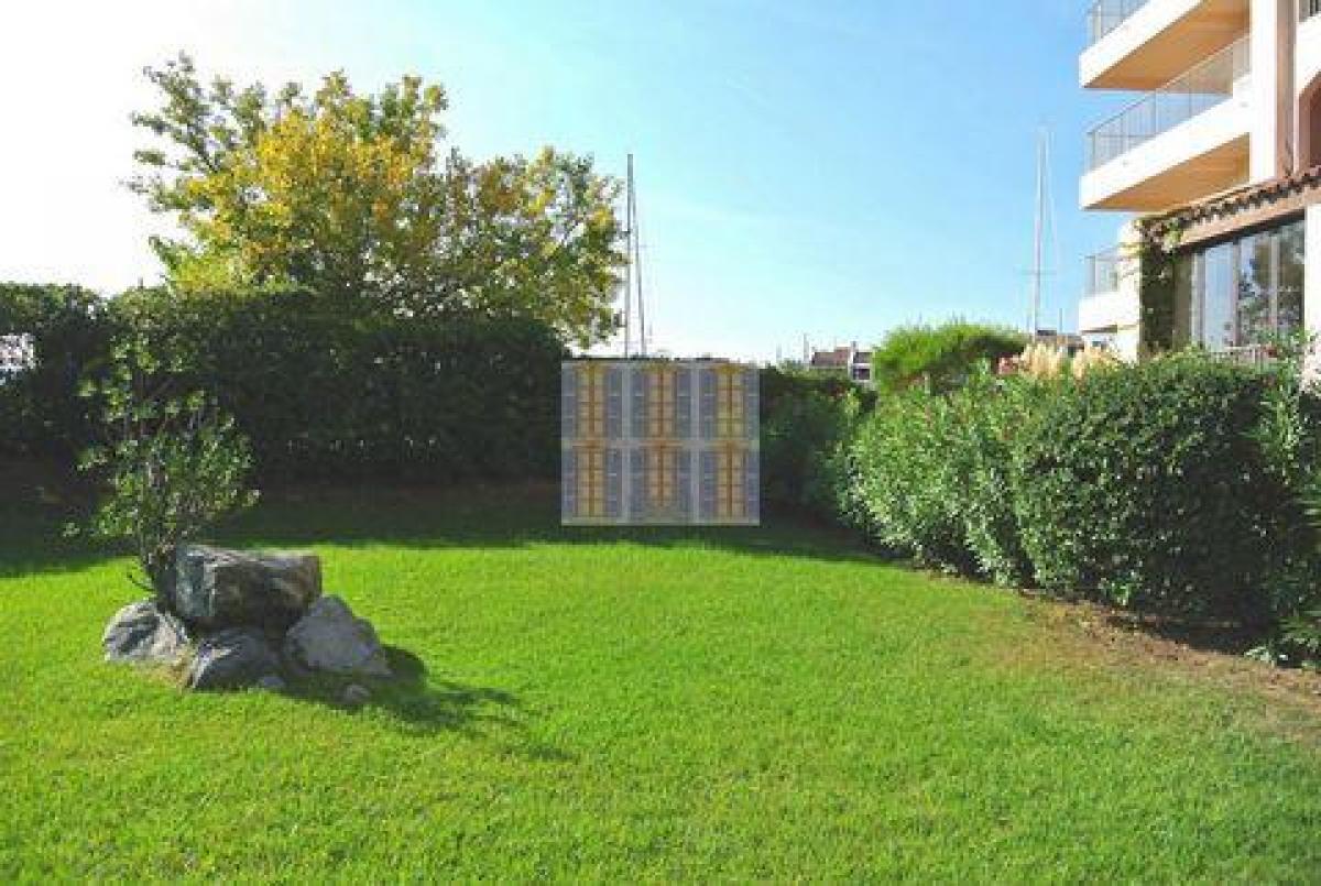 Studio in the Condo in Cogolin, France No. 13821