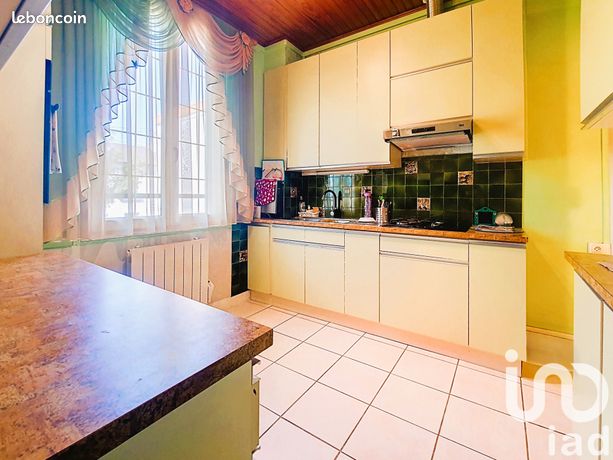 2 bedrooms House in Les Pavillons-sous-Bois, France No. 360068