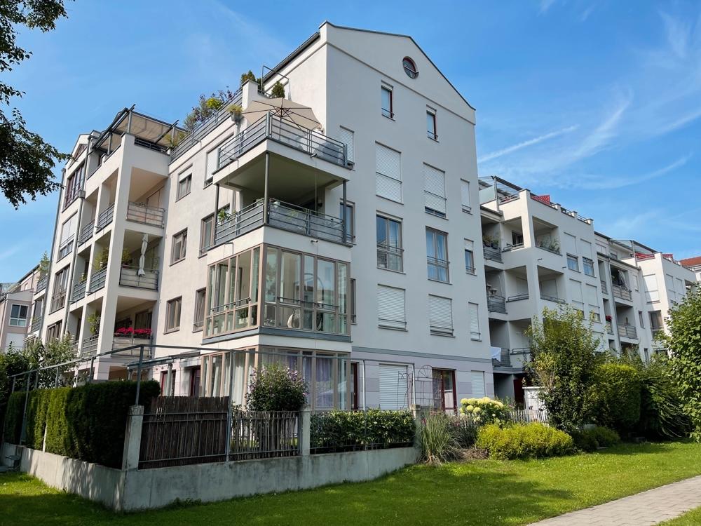 Квартира с 2 спальнями в Аугсбург, Германия № 351076