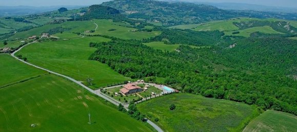 23 rooms House in Volterra, Italy No. 120491 11