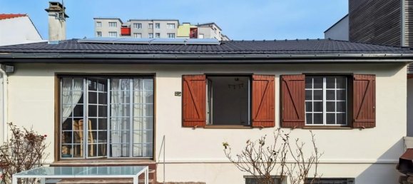 7 bedrooms House in Saint-Denis, France No. 350097 3