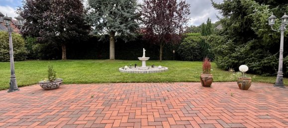 8 rooms Commercial property in Herford, Germany No. 342257 5