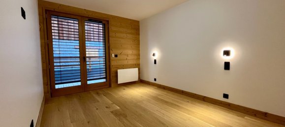 3 bedrooms Apartment in Les Belleville, France No. 172 5