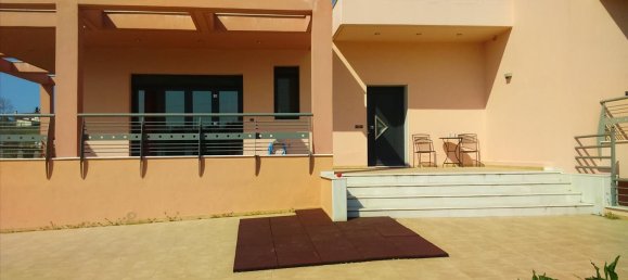 5 bedrooms Commercial property in Thessaloniki, Greece No. 6272 3