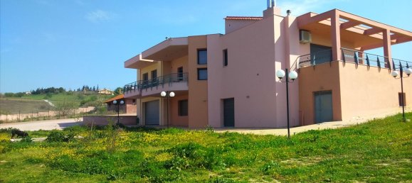 5 bedrooms Commercial property in Thessaloniki, Greece No. 6272 2