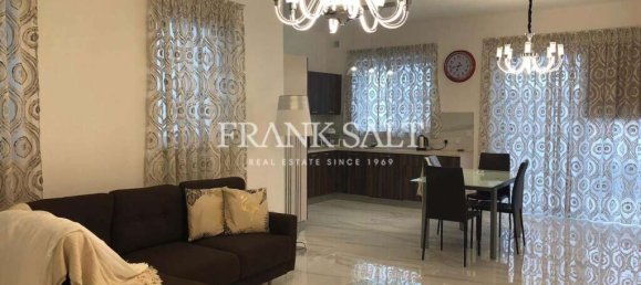 3 bedrooms Penthouse in Mosta, Malta No. 6921 2