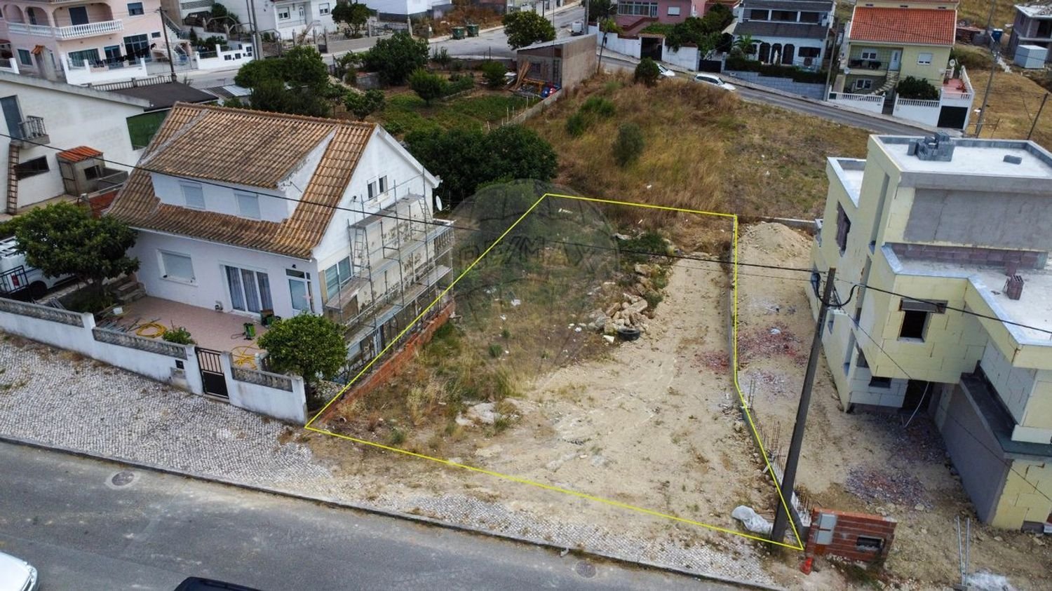  Land in Vialonga, Portugal No. 223197