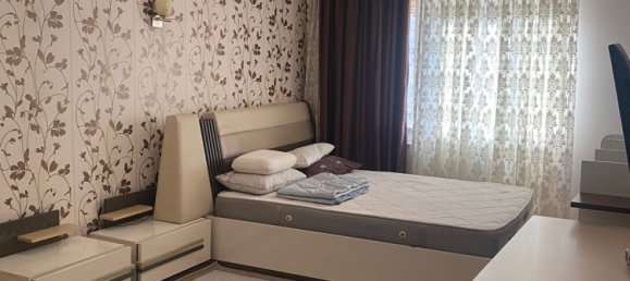 Apartamento de 4 dormitorios en Nasimi, Azerbaijan No. 1722 14