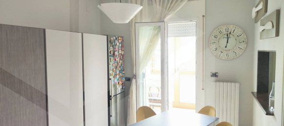 5 rooms Apartment in Bari, Italy No. 32437 22