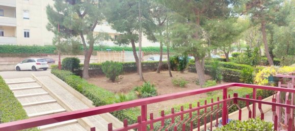 5 rooms Apartment in Bari, Italy No. 32437 20