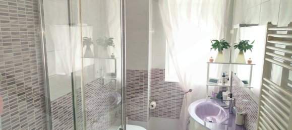 5 rooms Apartment in Bari, Italy No. 32437 33