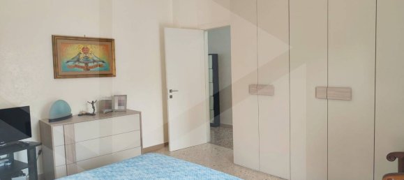 5 rooms Apartment in Bari, Italy No. 32437 9