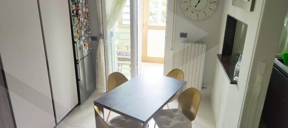 5 rooms Apartment in Bari, Italy No. 32437 23