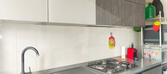 5 rooms Apartment in Bari, Italy No. 32437 26