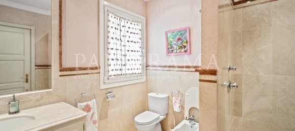 6 chambres Villa à Marbella, Spain No. 71835 10