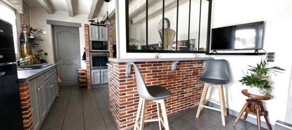 3 bedrooms House in Plailly, France No. 58832 3