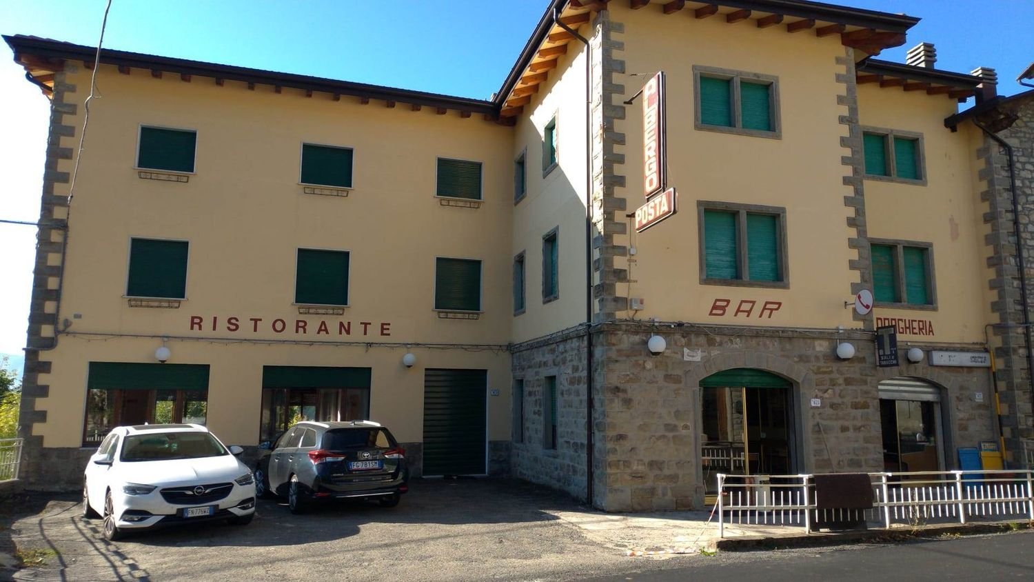 25 rooms House in Lama Mocogno, Italy No. 222585